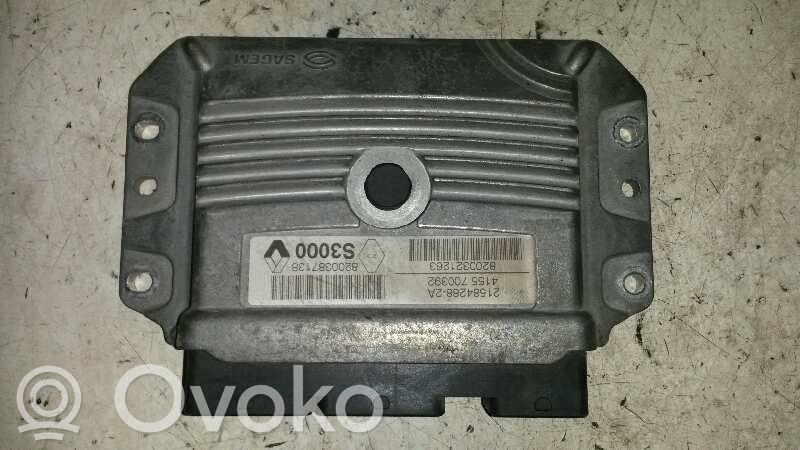 Renault Scenic II - Grand scenic II Unité de commande, module ECU de moteur