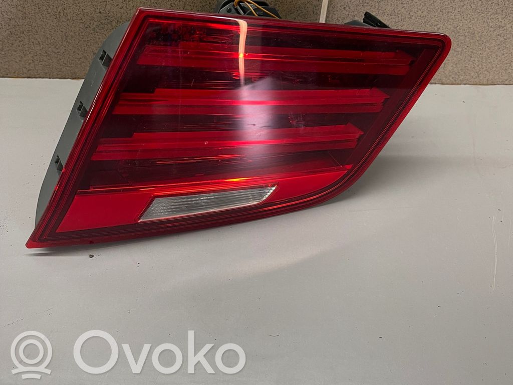 BMW 5 F10 F11 Lampy tylnej klapy bagażnika 