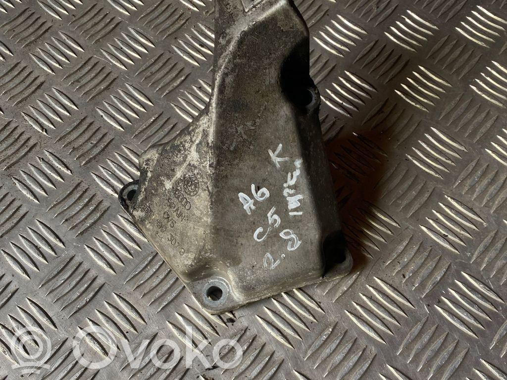 Audi A6 S6 C5 4B Engine mounting bracket 