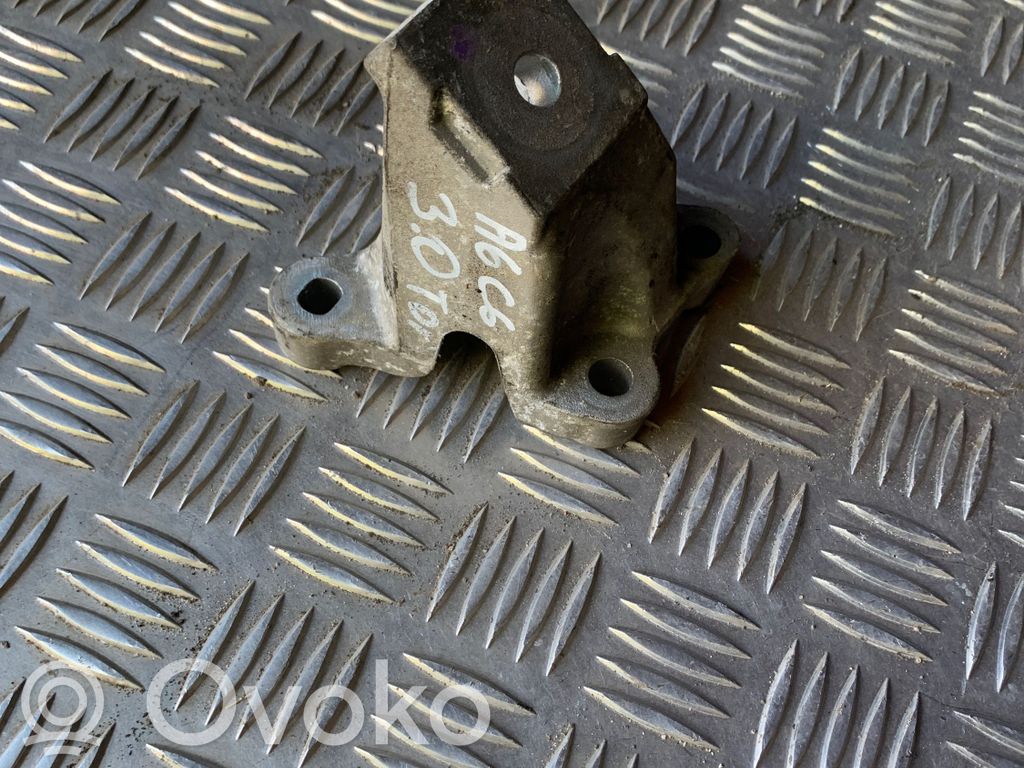Engine mounting bracket   4F0199307AA