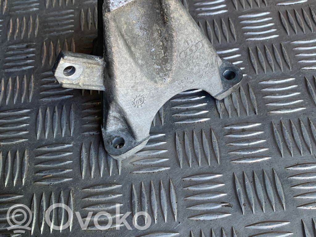 Audi A4 S4 B6 8E 8H Engine mounting bracket 
