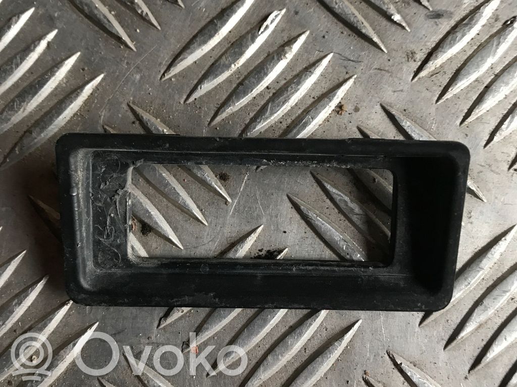 Peugeot 407 Éclairage de plaque d'immatriculation 