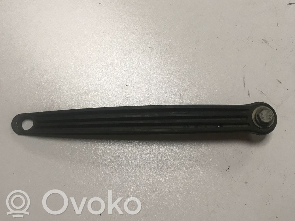 Drążek zmiany biegów   8K0711430