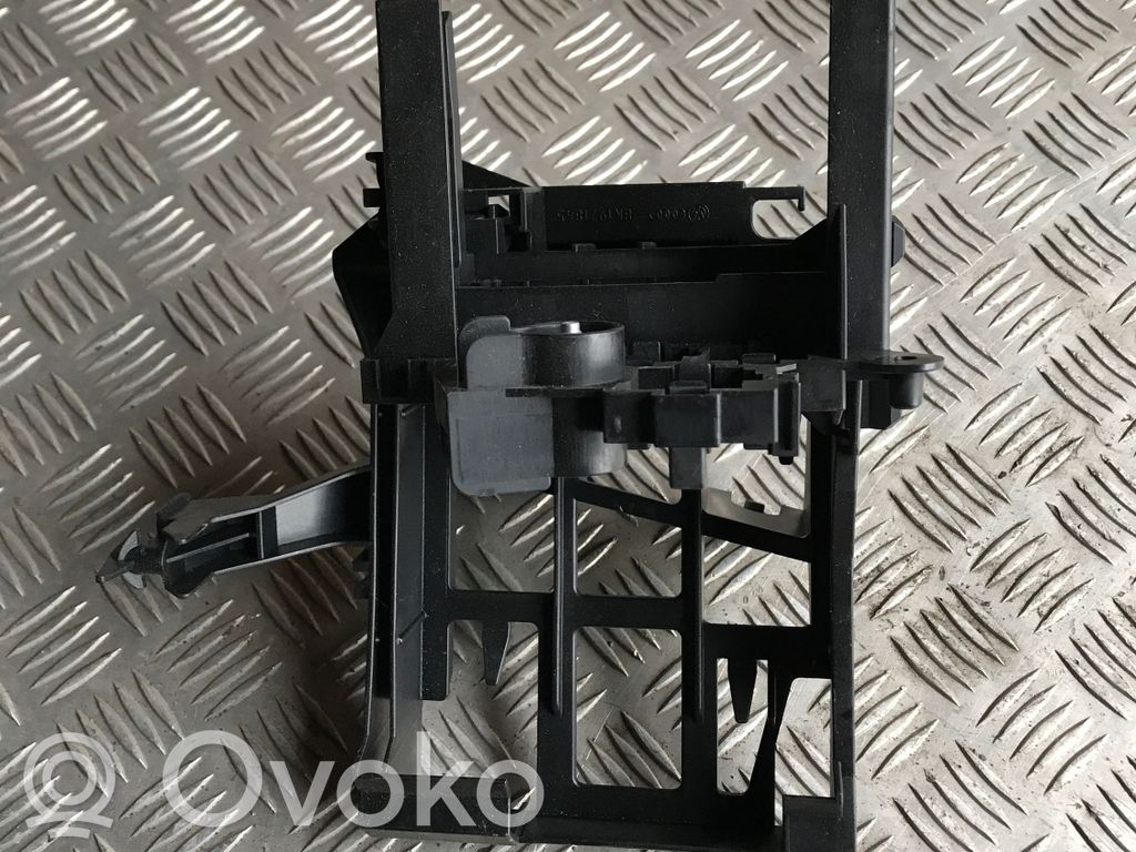 Audi A4 S4 B8 8K Muut kojelaudan osat 