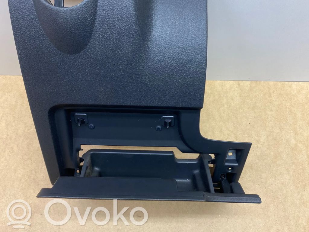 Volkswagen Golf Plus Element deski rozdzielczej / dół 
