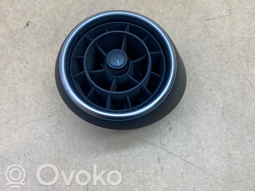Audi A1 Šoninės oro grotelės 
