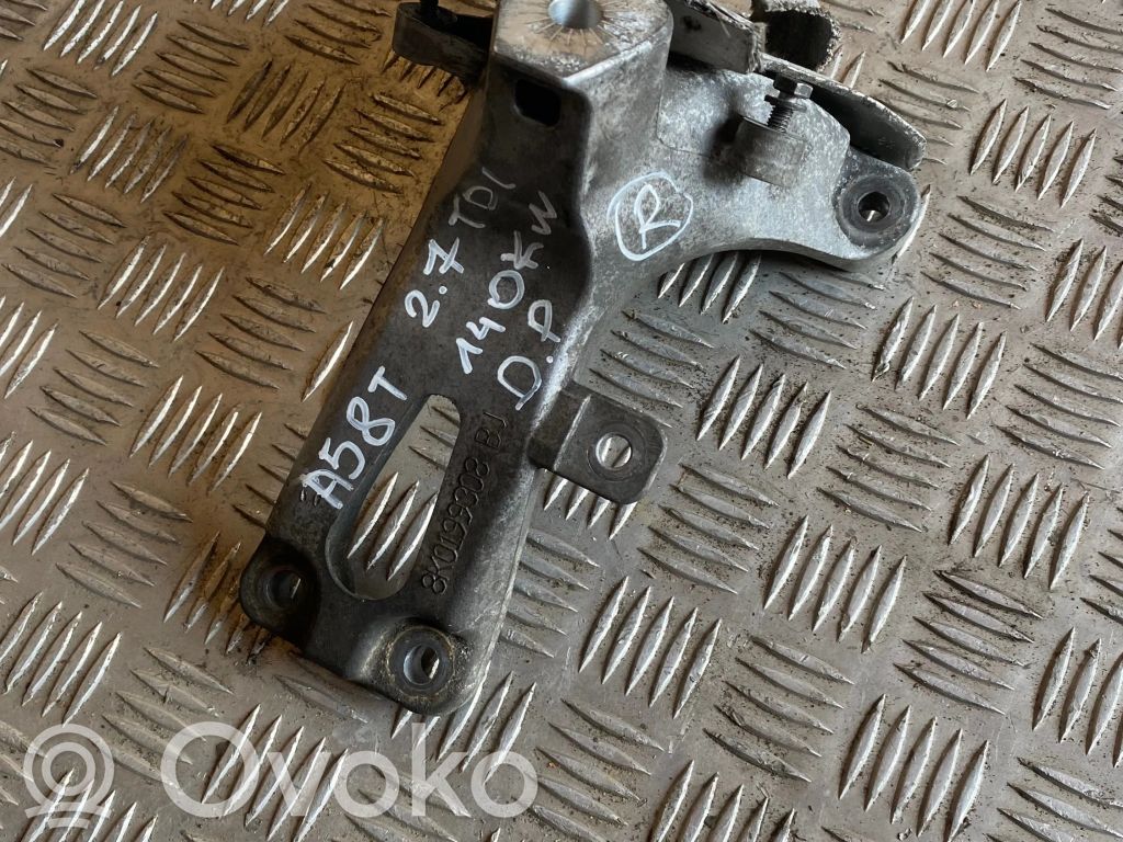 Audi A5 8T 8F Engine mounting bracket 