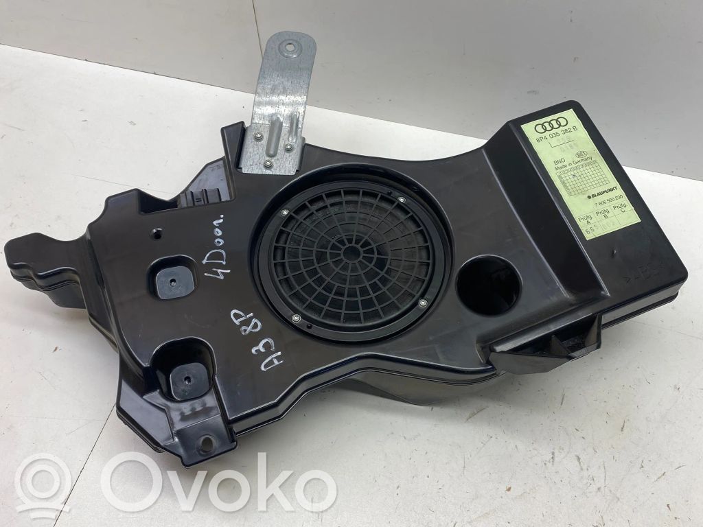 Audi A3 S3 A3 Sportback 8P Subwoofer speaker 