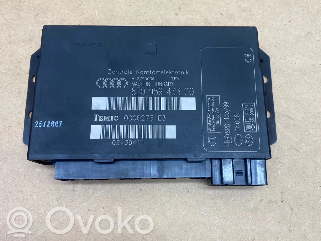 Audi A4 S4 B7 8E 8H Komforto modulis 