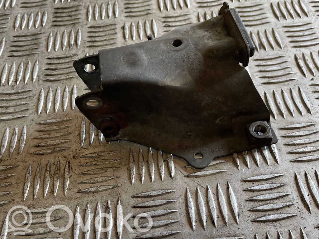 Audi A4 S4 B8 8K Engine mounting bracket 