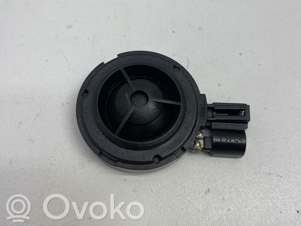 Audi TT TTS Mk2 Front door speaker 