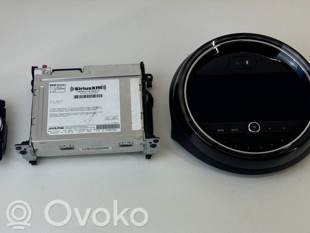 Mini Cooper Countryman F60 Radio/CD/DVD/GPS head unit 