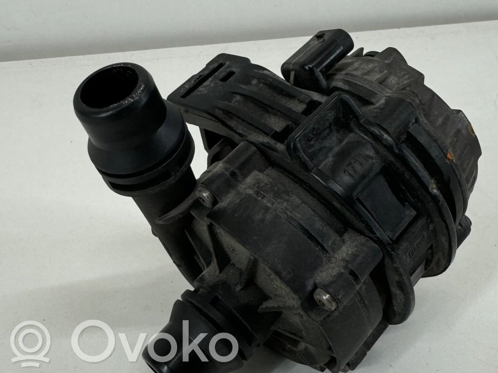 BMW 8 G15 Pompe à eau de liquide de refroidissement 