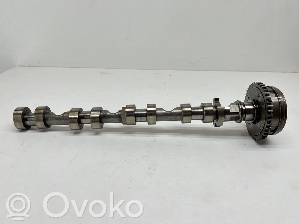 BMW 8 G16 Árbol de levas 