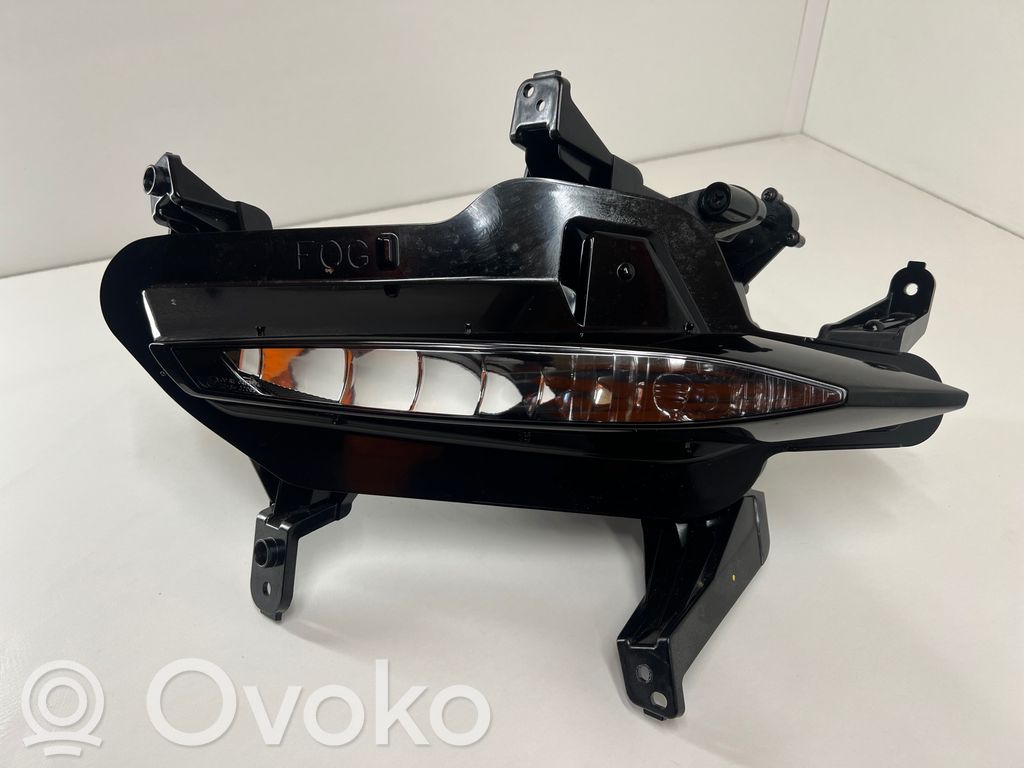 KIA Ceed Miglas lukturis priekšā 