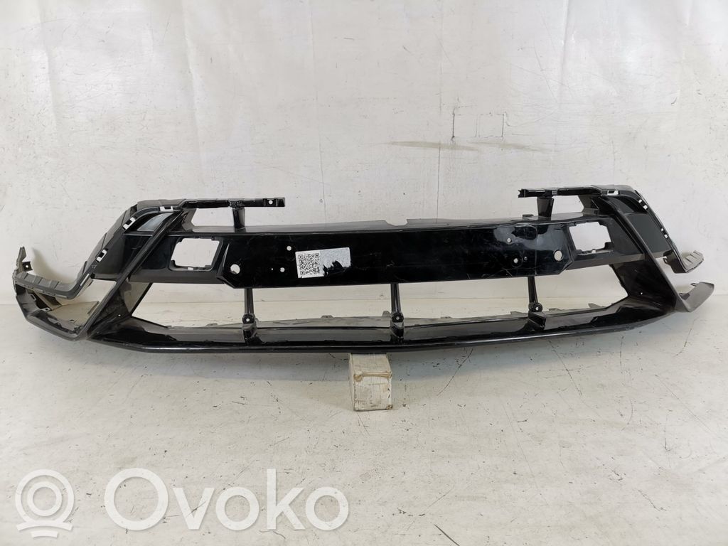 Front bumper splitter molding