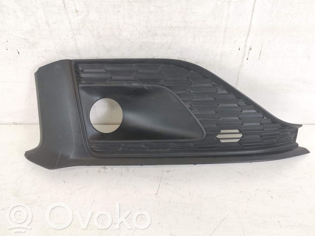 Etusumuvalon ritilä   8W6807682R