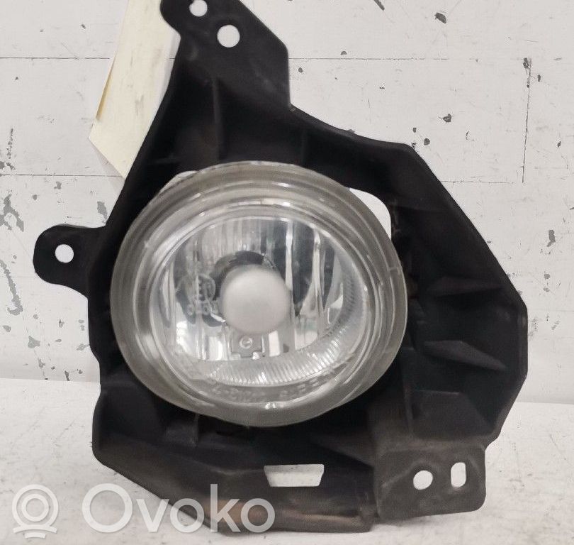 Mazda 2 Miglas lukturis priekšā 