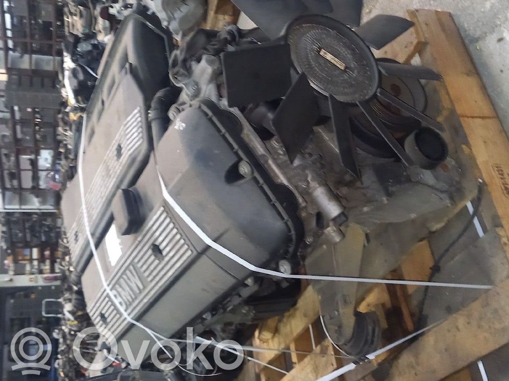Dzinējs   206S4,31781915