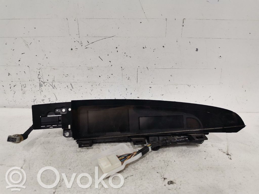Bildschirm / Display / Anzeige   BBM7611J0