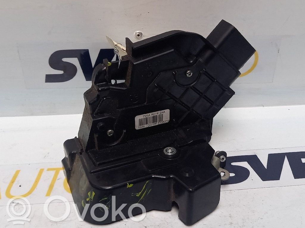 Замок (у ручки)   7M5AR21812AA