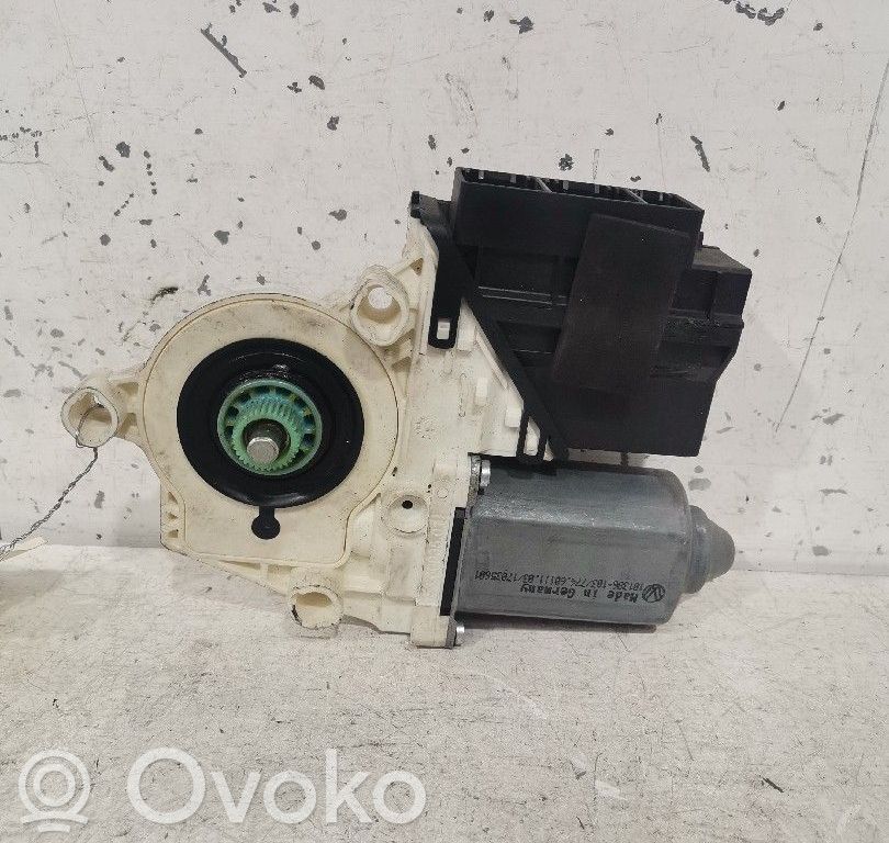 Seat Ibiza III (6L) Silnik regulatora szyby drzwi przednich 