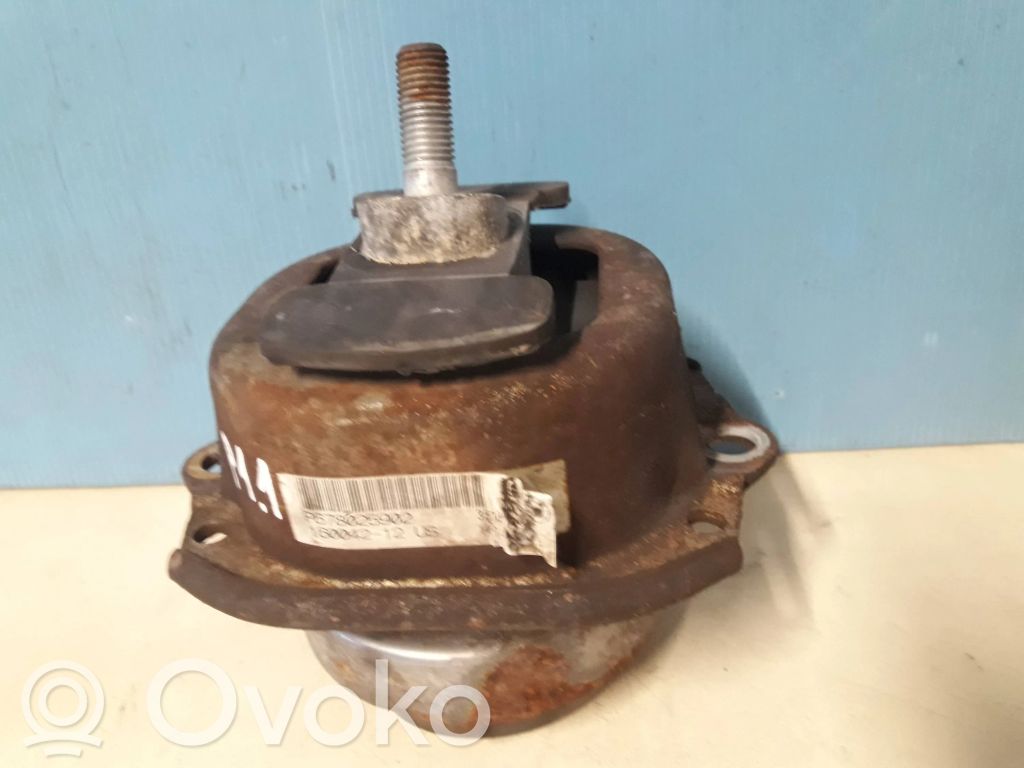 BMW X5 E70 Engine mount bracket 