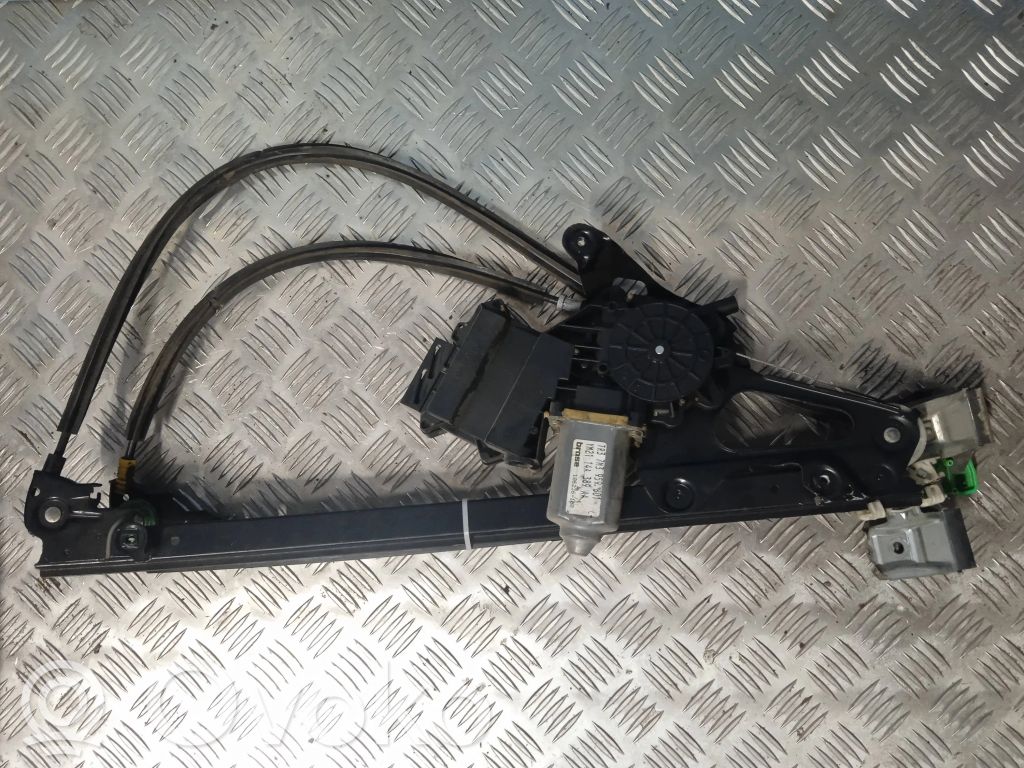 Volkswagen Sharan Front door window regulator with motor 