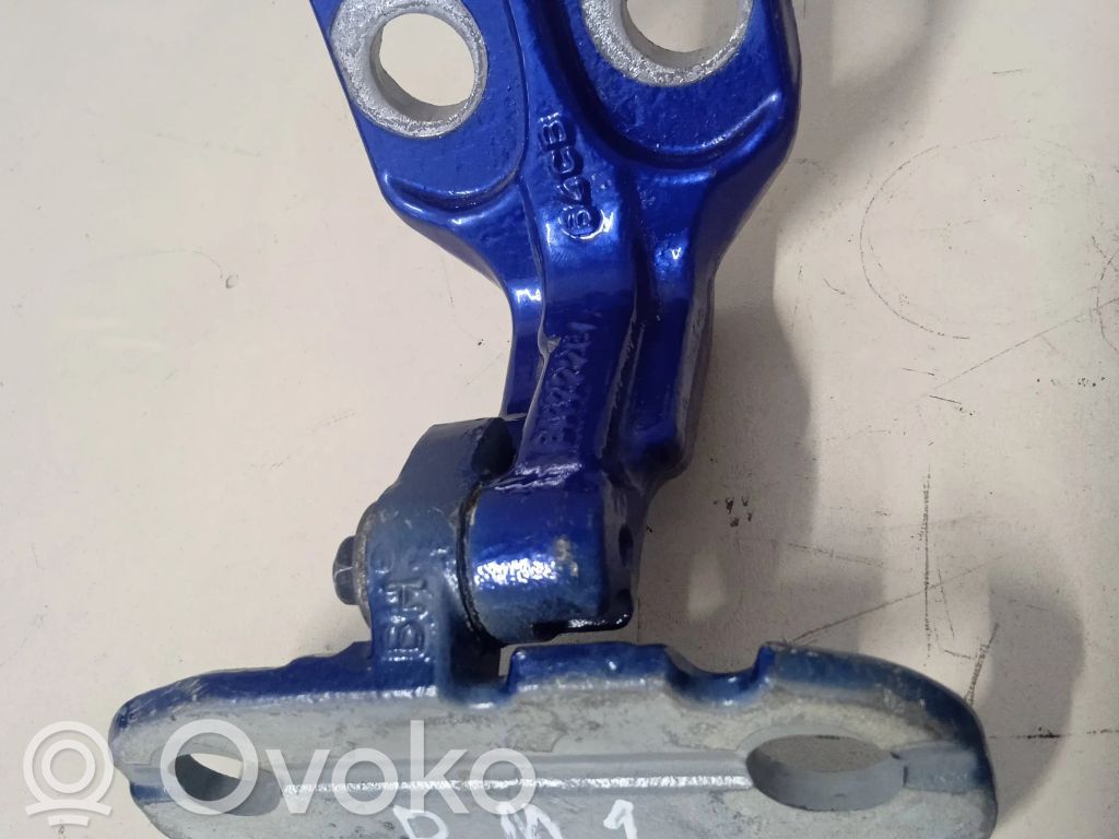 Rear door upper hinge   BJ32228A64CB