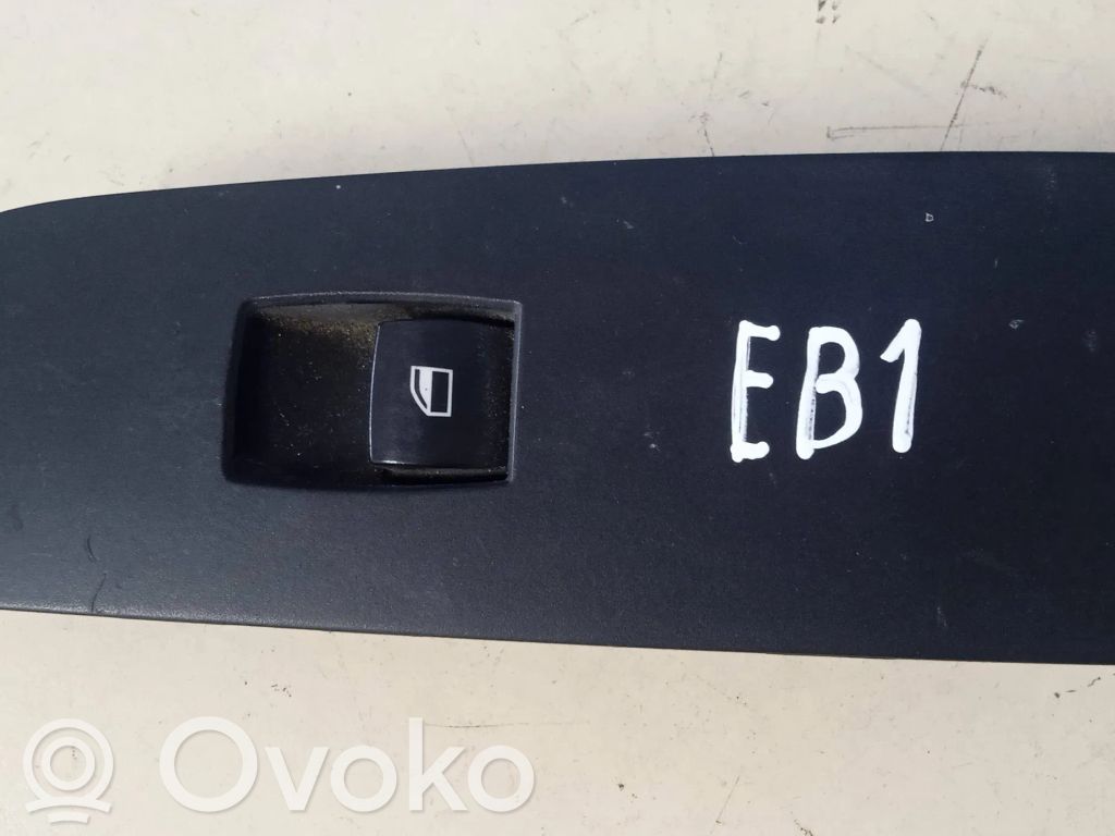 BMW 1 E81 E87 Electric window control switch 