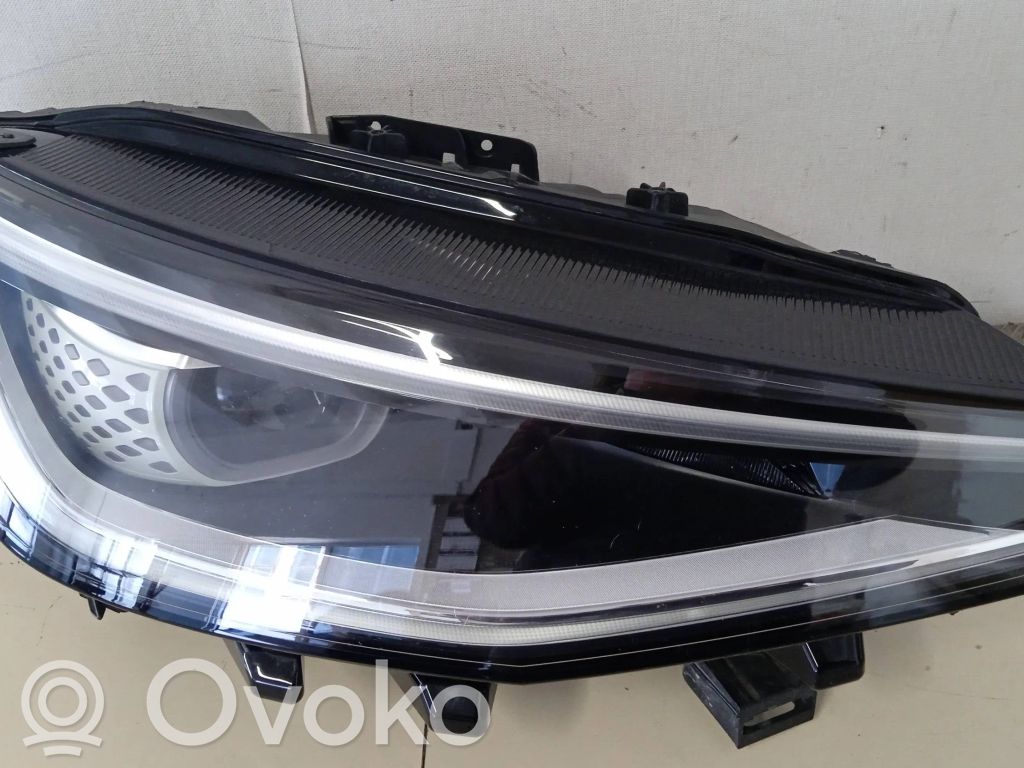 Volkswagen ID.4 Phare frontale 