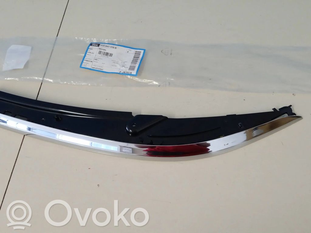 Volkswagen PASSAT B8 Uchwyt / Mocowanie lampy przedniej 