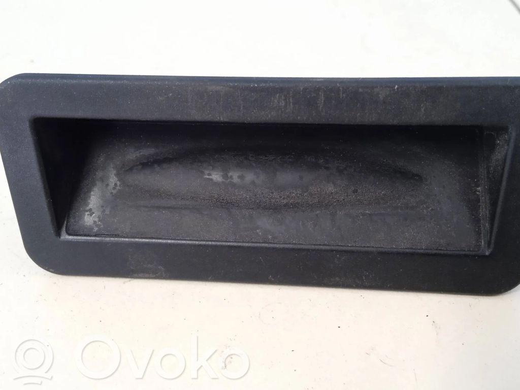Ford Mondeo MK IV Tailgate opening switch 