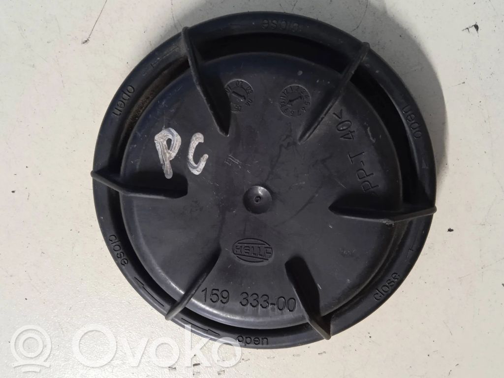 BMW 5 E60 E61 Headlight/headlamp dust cover 