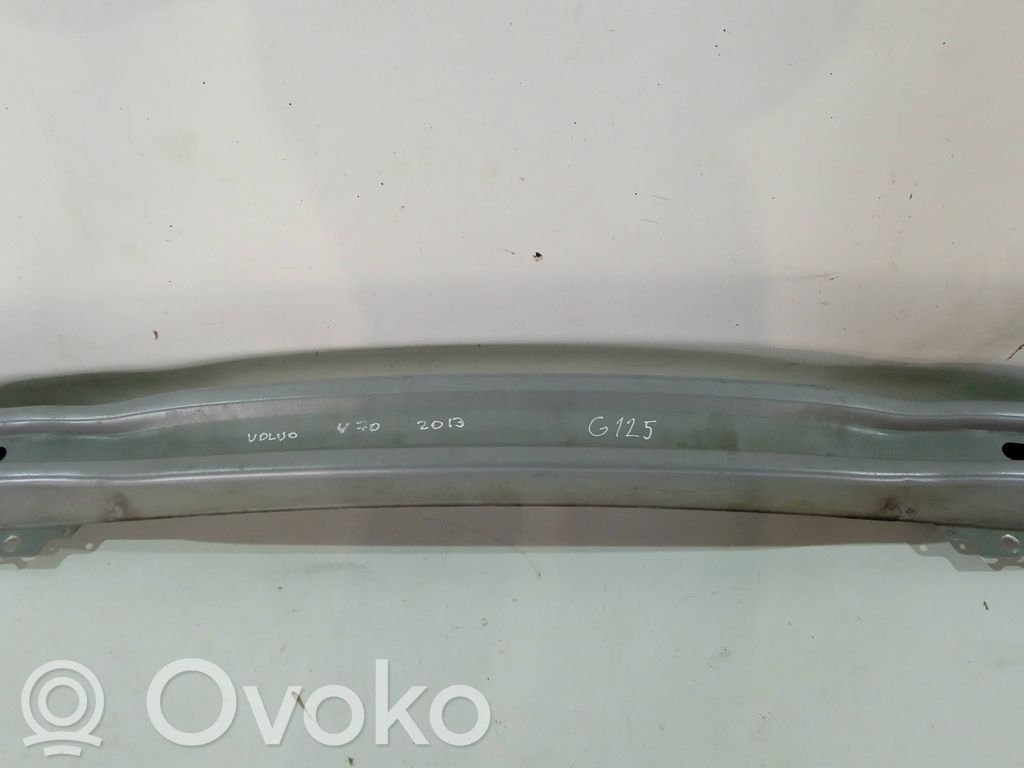 Volvo V70 Балка передний бампера 