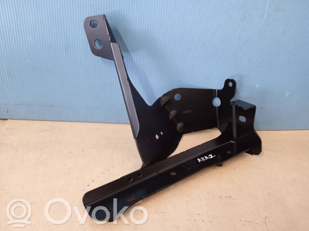 Volvo XC90 Radiator support slam panel bracket 