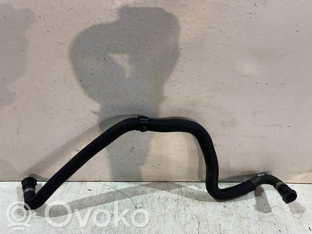 Land Rover Evoque I Engine coolant pipe/hose 