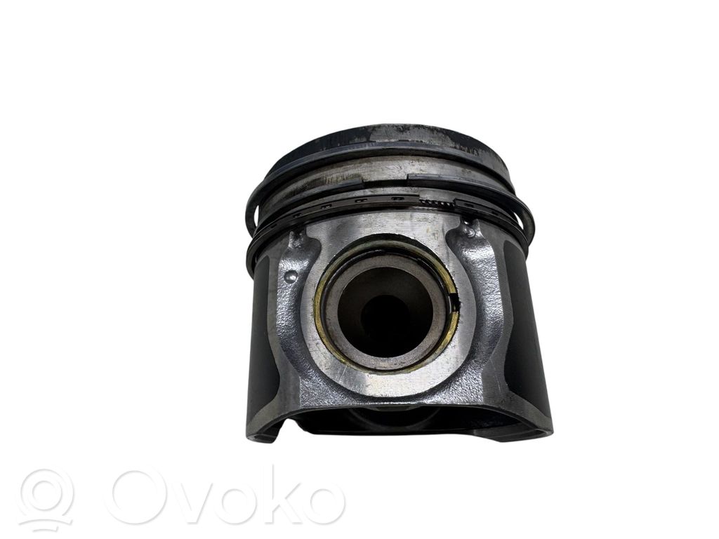 Tłok   D4CB