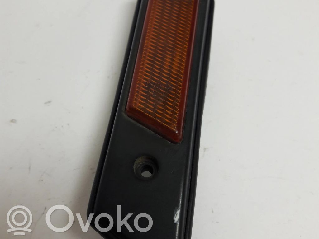 BMW 3 E36 Front fender indicator light 