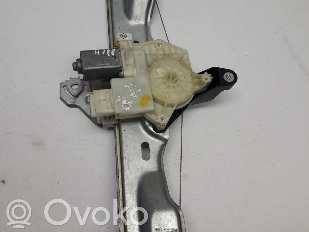 Renault Kadjar Elektryczny podnośnik szyby drzwi tylnych 
