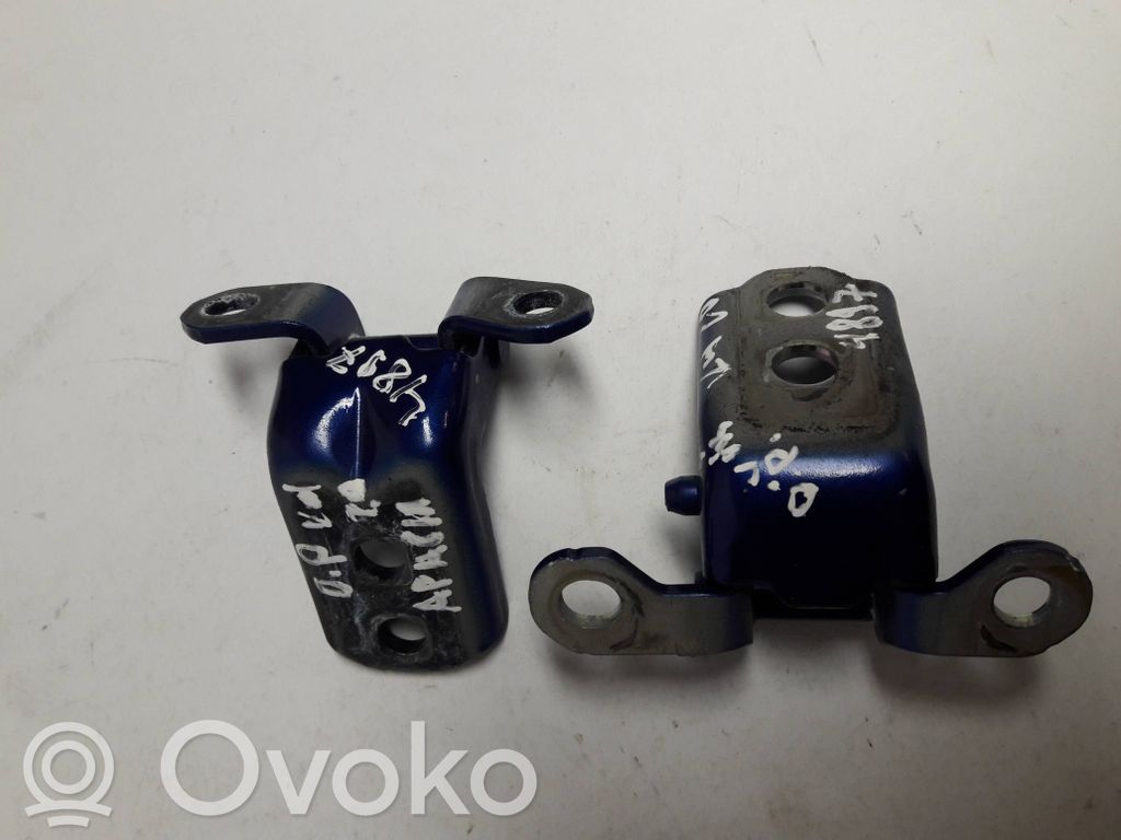 Renault Kadjar Front door hinge set 