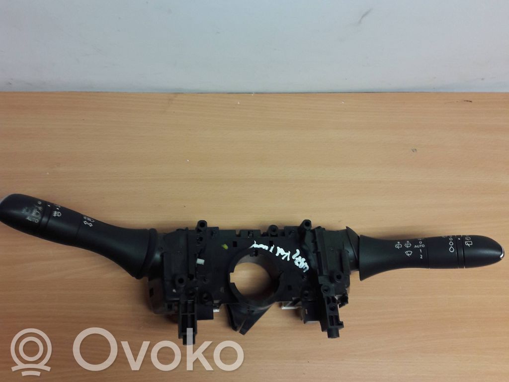 Renault Kadjar Commodo, commande essuie-glace/phare 