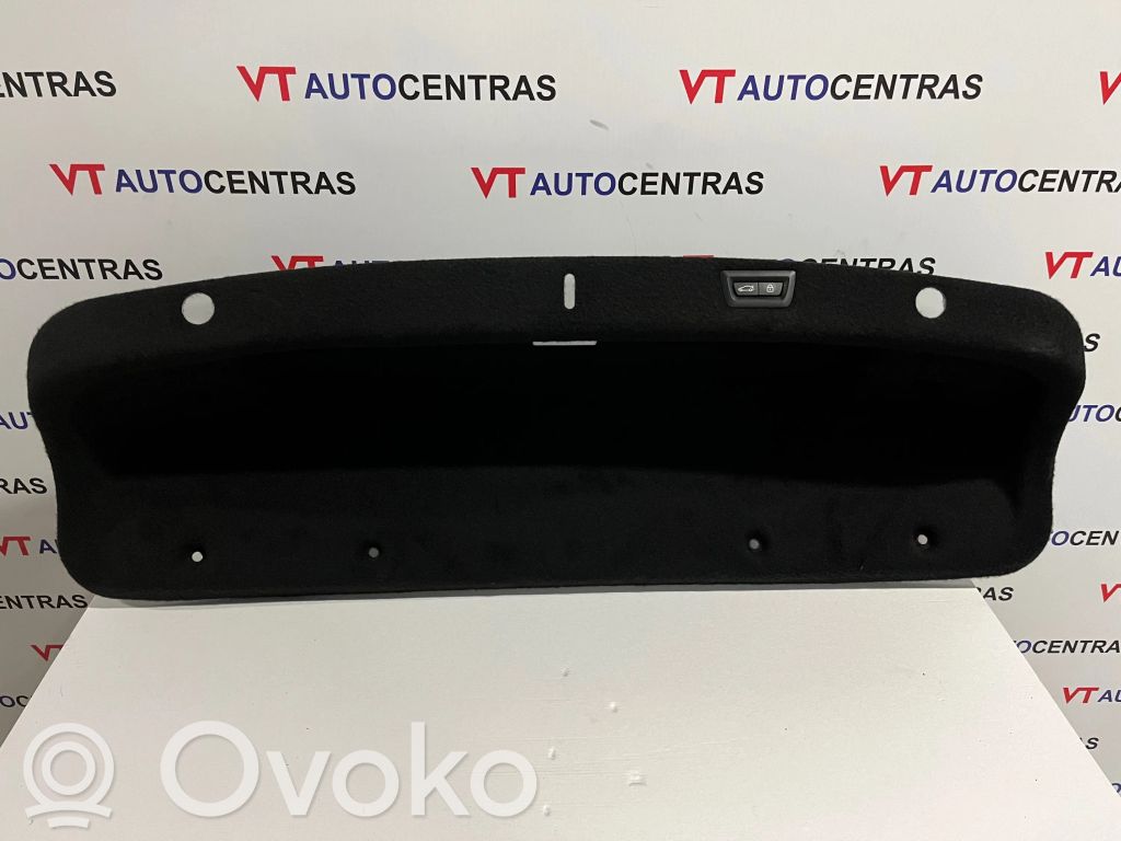 BMW 8 G14 Tailgate trim 