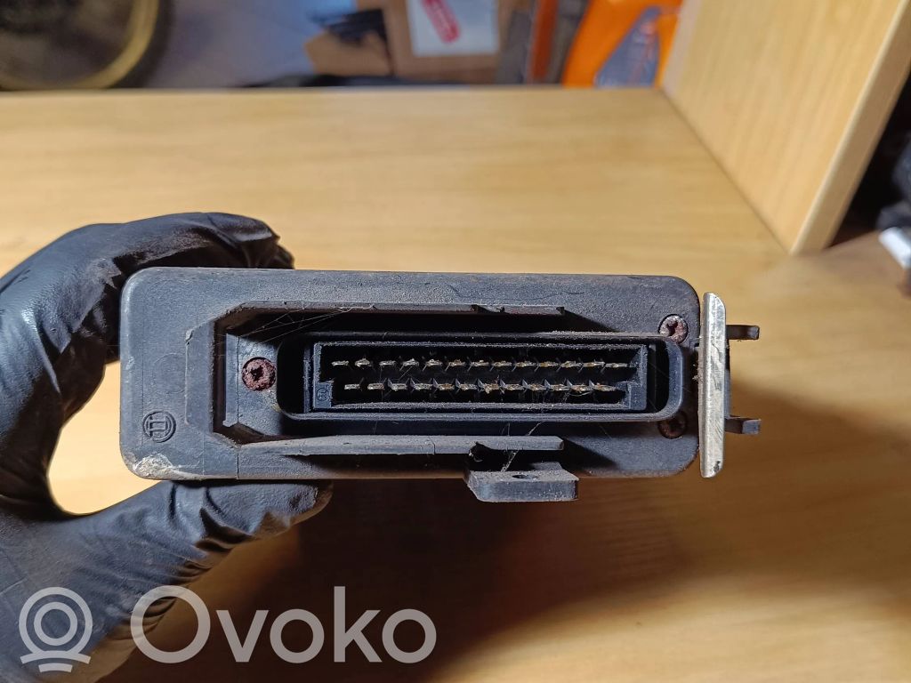 Volkswagen PASSAT B3 Engine control unit/module 