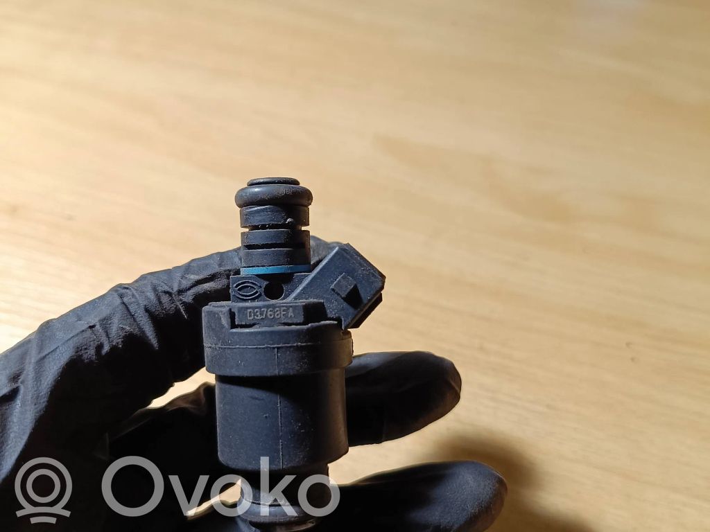 BMW 3 E46 Fuel injector 