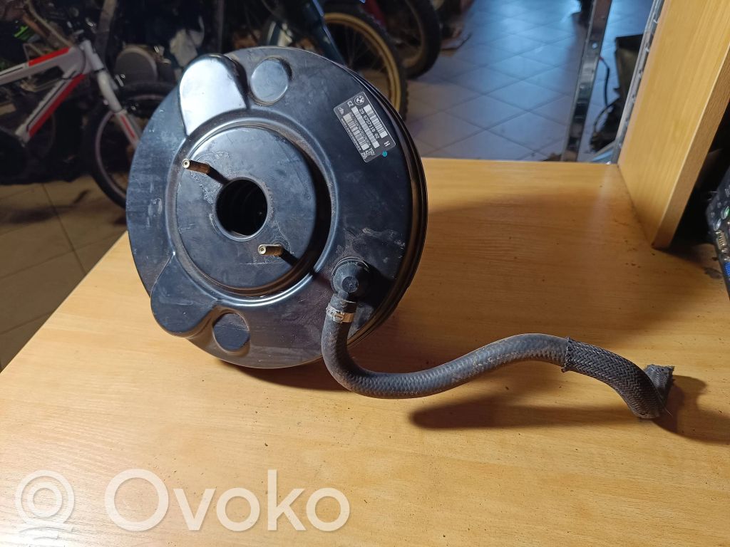 BMW 3 E46 Brake booster 