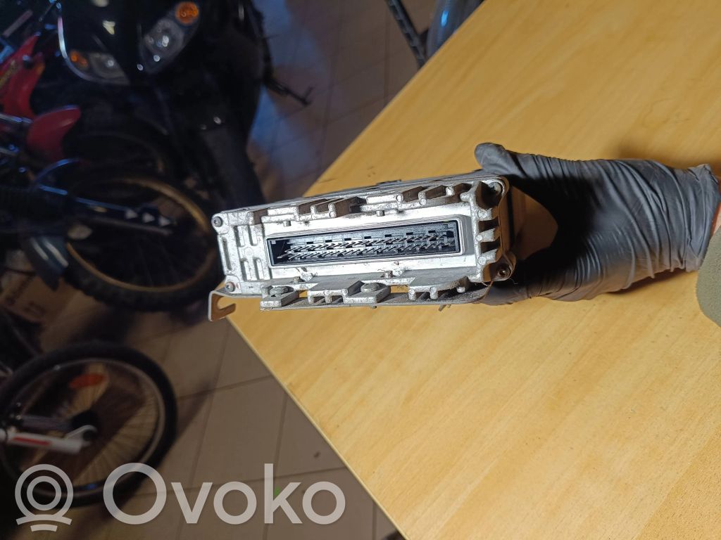 Engine control unit/module   1H0907311A,0261200275