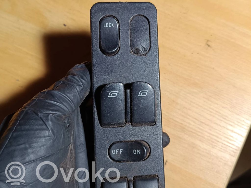 Saab 900 Electric window control switch 