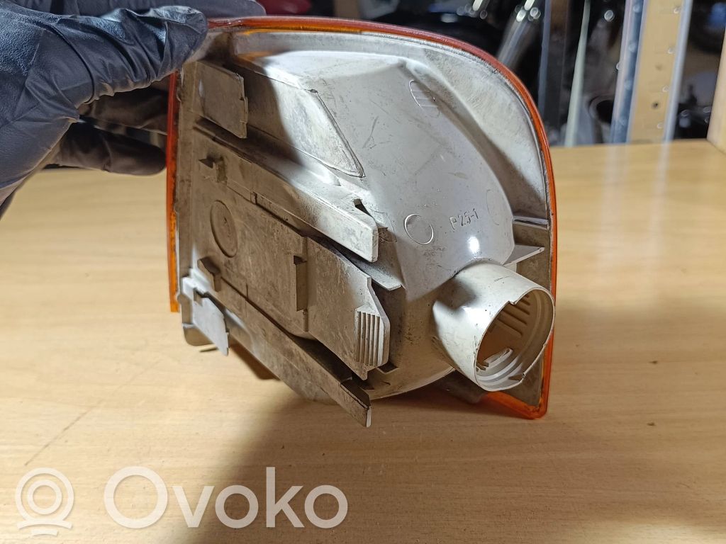 Audi 100 200 5000 C3 Frontblinker 