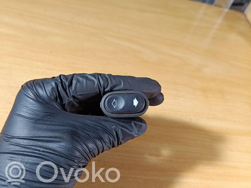 Ford Mondeo MK I Electric window control switch 